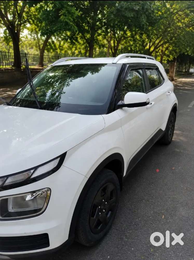 Hyundai Venue 1.2 S Plus Diesel Manual 2024