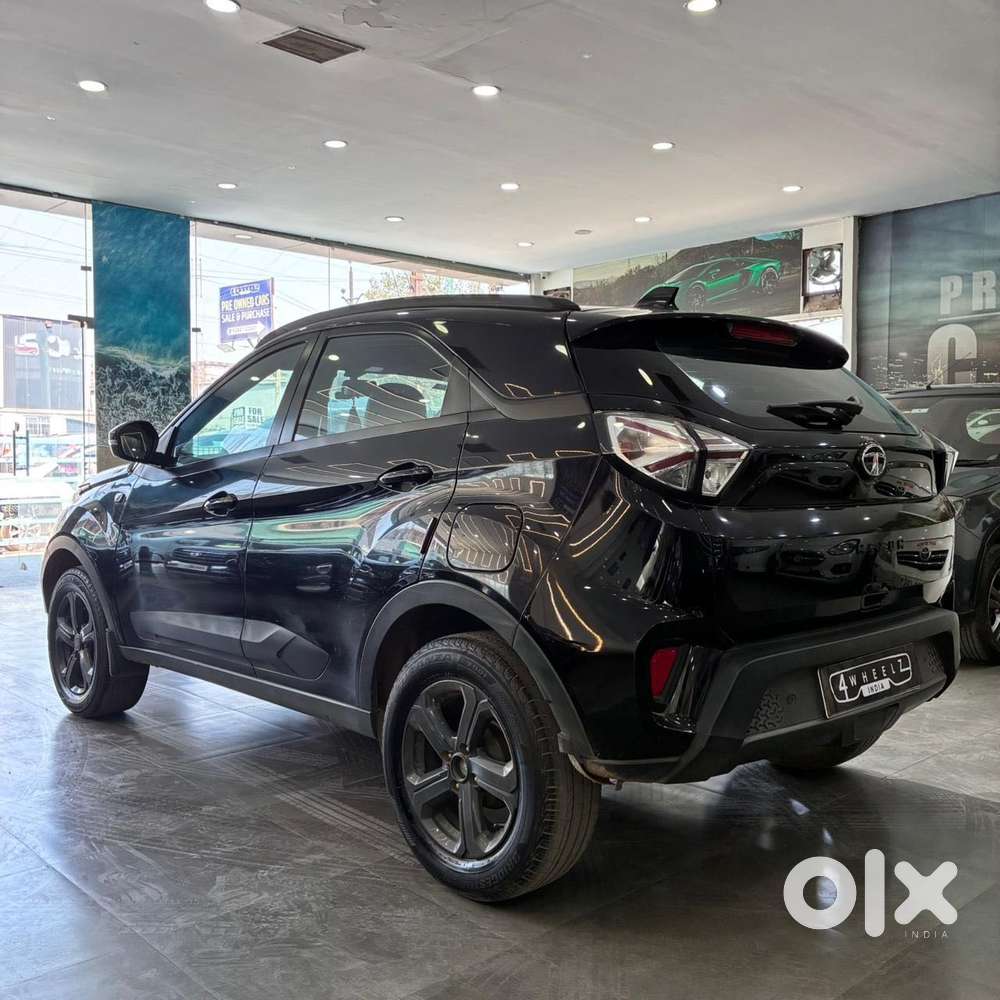 Tata Nexon 1.5 Revotorq Xz Plus Hs Dark Edition, 2022, Diesel
