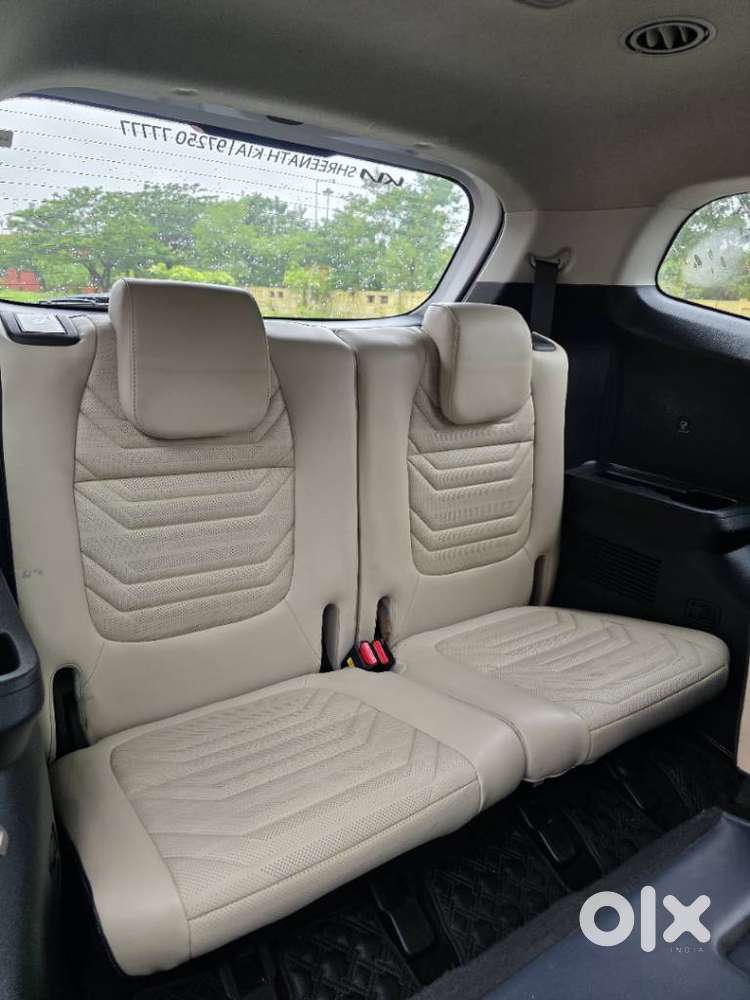 Kia Carens Luxury (o)1.5 Diesel At 7 Str, 2022, Diesel