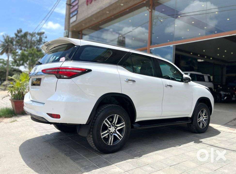 Toyota Fortuner 4x2 Mt 2.8 Diesel, 2021, Diesel