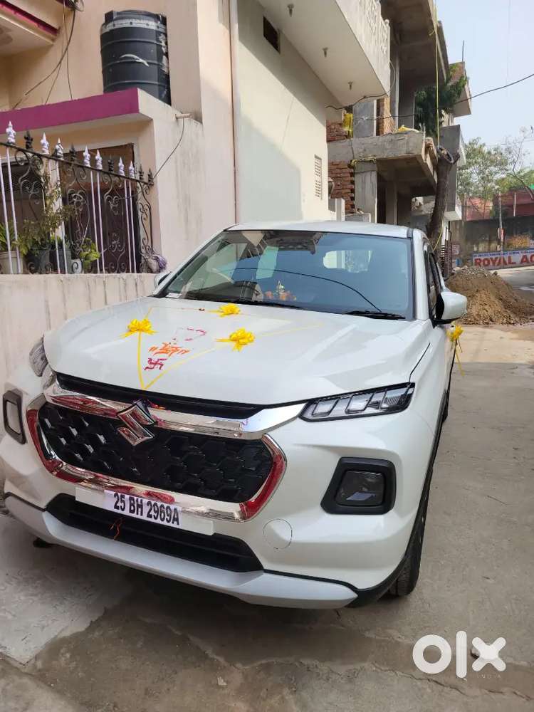 Maruti Suzuki Grand Vitara 2024 Petrol Well Maintained