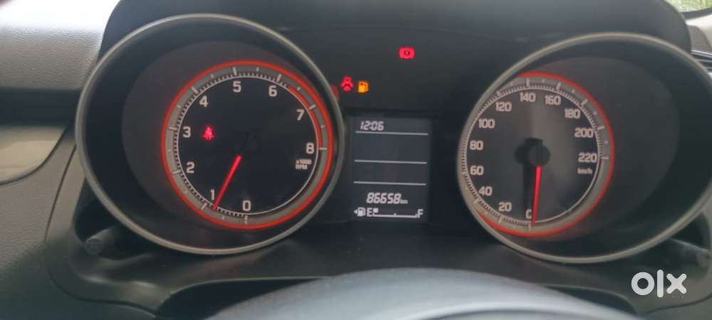 Maruti Suzuki Swift Vxi Optional, 2020, Petrol