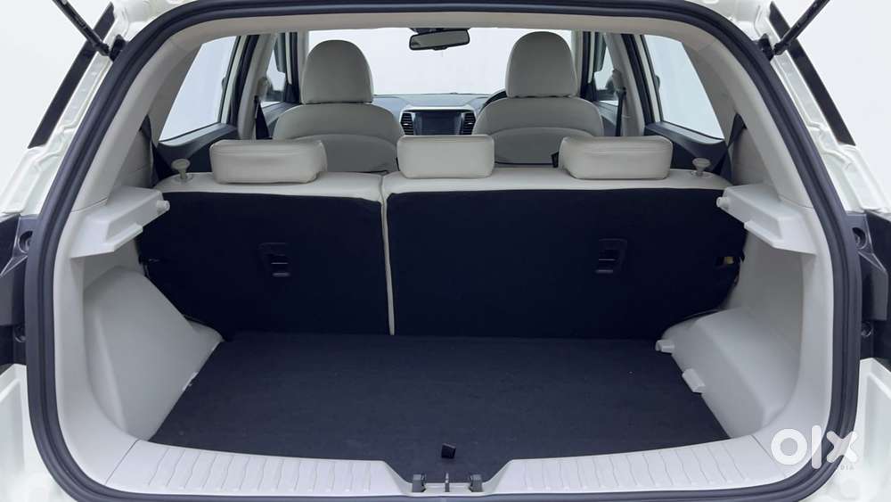 Mahindra Xuv300 W8 Option, 2023, Petrol