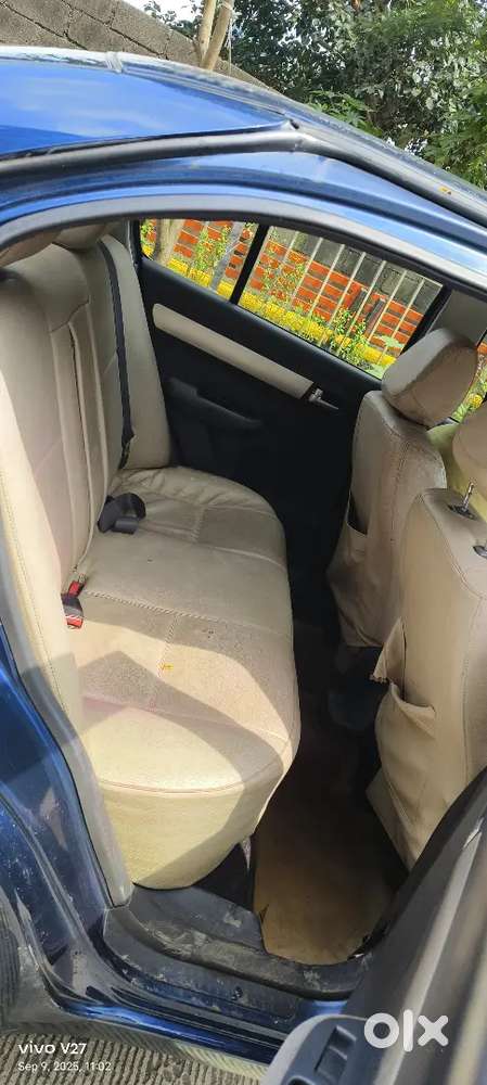 Maruti Suzuki Swift 2010 Petrol Manual