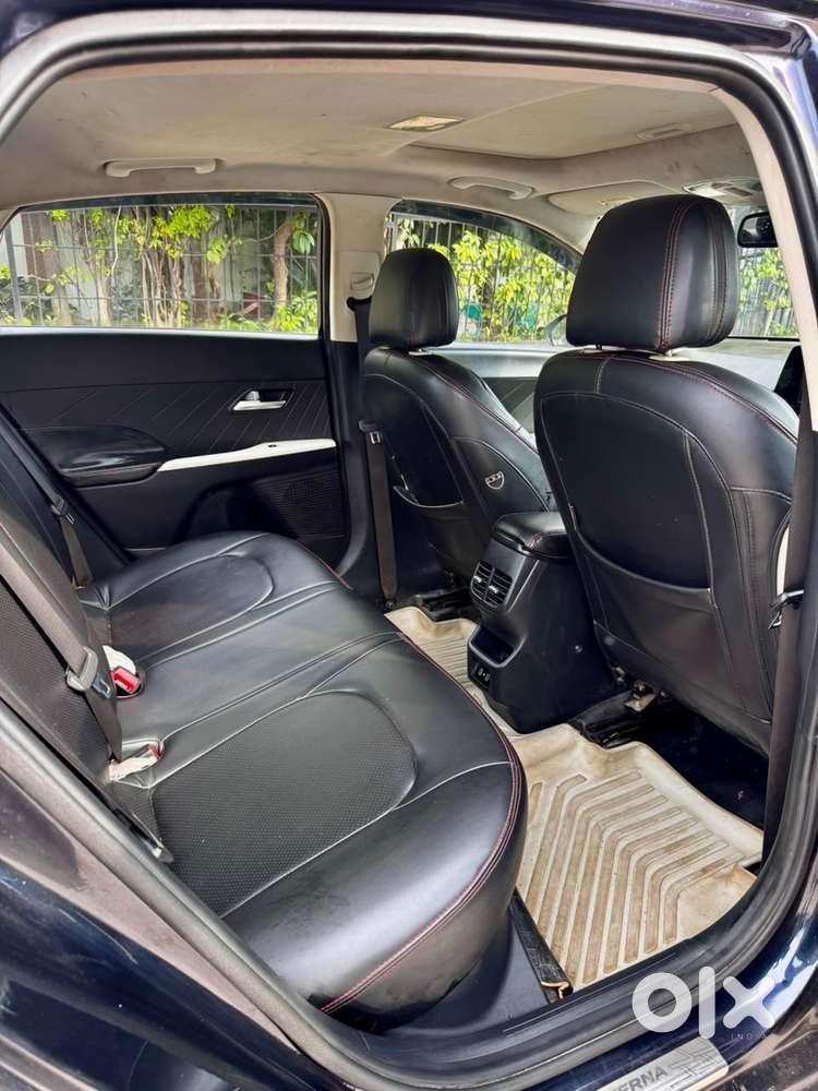 Hyundai Verna Sx 1.5 Petrol Ivt, 2024, Petrol
