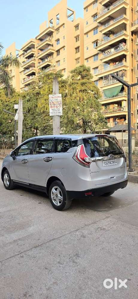 Mahindra Marazzo M8, 2019, Diesel