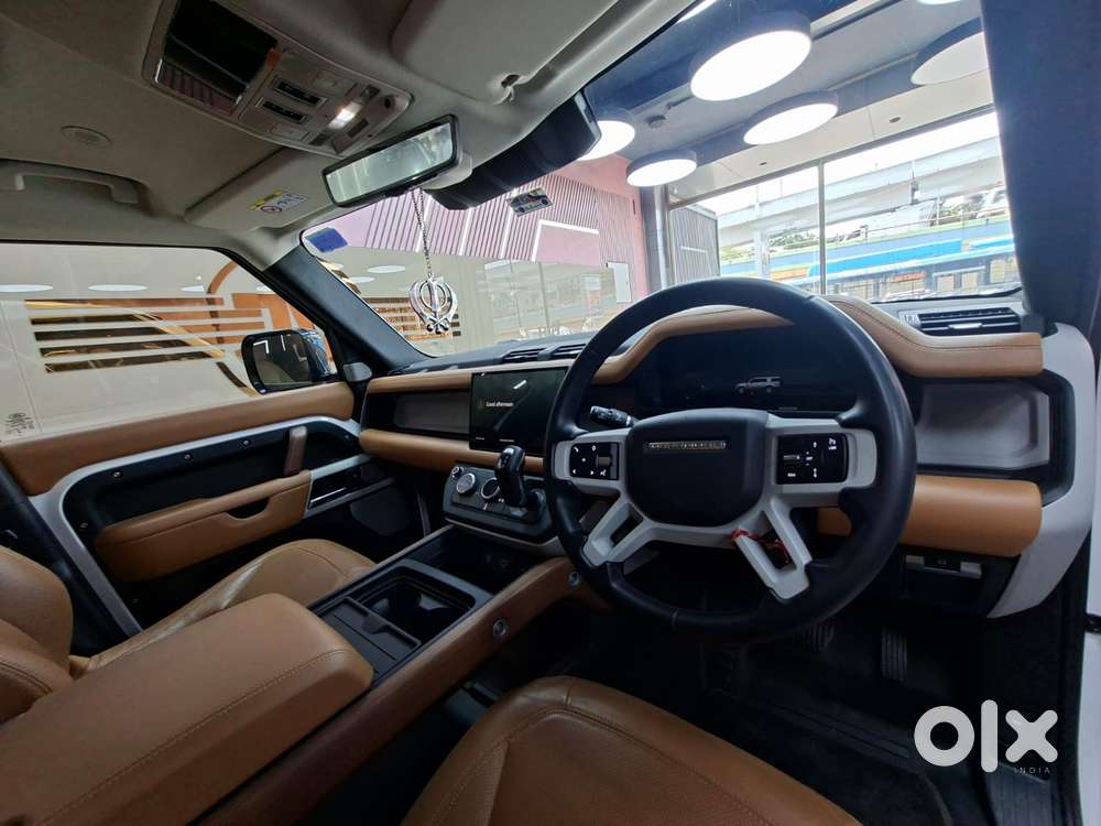 Land Rover Defender 3.0 L 130 Hse, 2023, Petrol