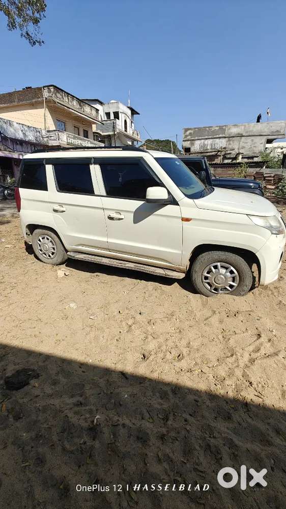 Mahindra Tuv 300 2018