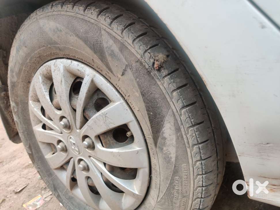 Hyundai I10 Sportz, 2015, Petrol