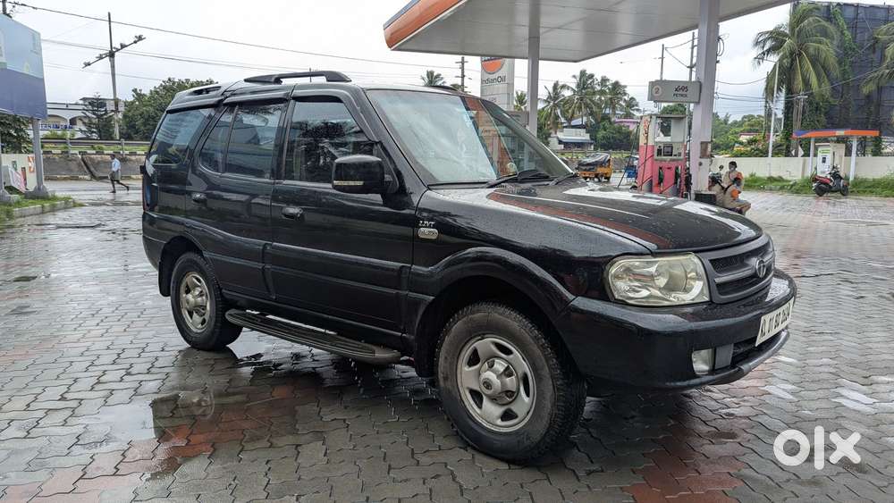 Tata Safari Dicor Lx 4x2 Bs Iv, 2011, Diesel