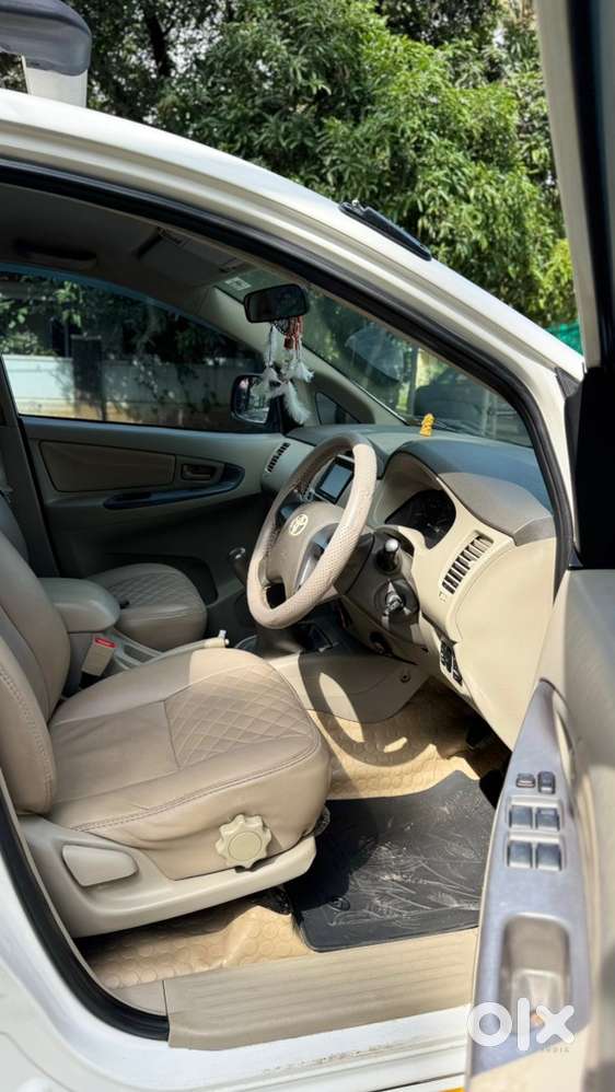 Toyota Innova Diesel 2012