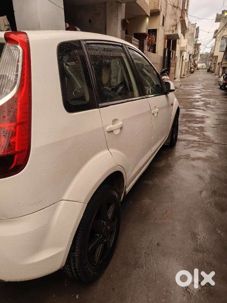 Ford Figo 2011 Diesel Well Maintained