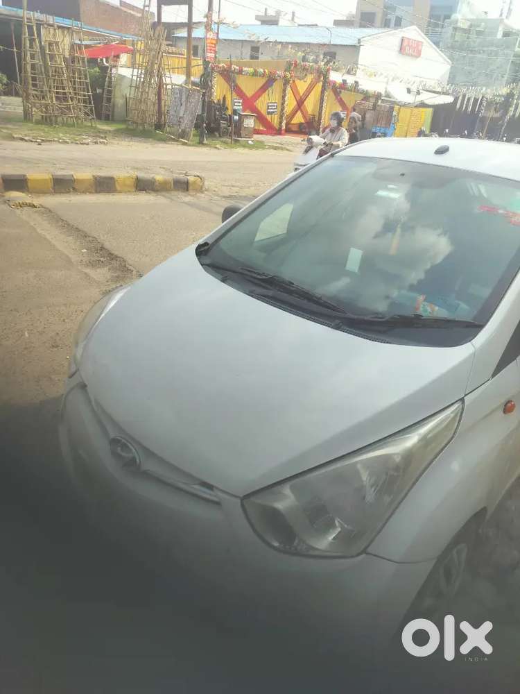 Hyundai Eon 2015 Petrol 130000 Km Driven Well Maintained