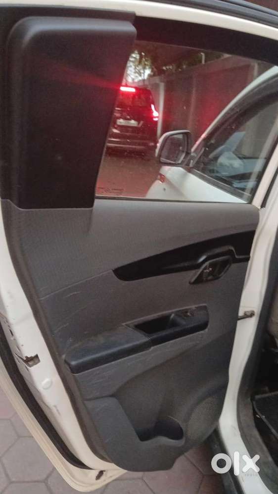 Mahindra Diesel Car 2018