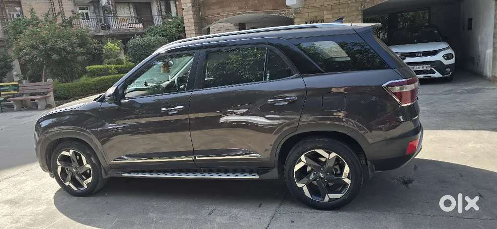2021 Hyundai Alcazar Signature At &ndash; Top Variant | 6-seater | First Own