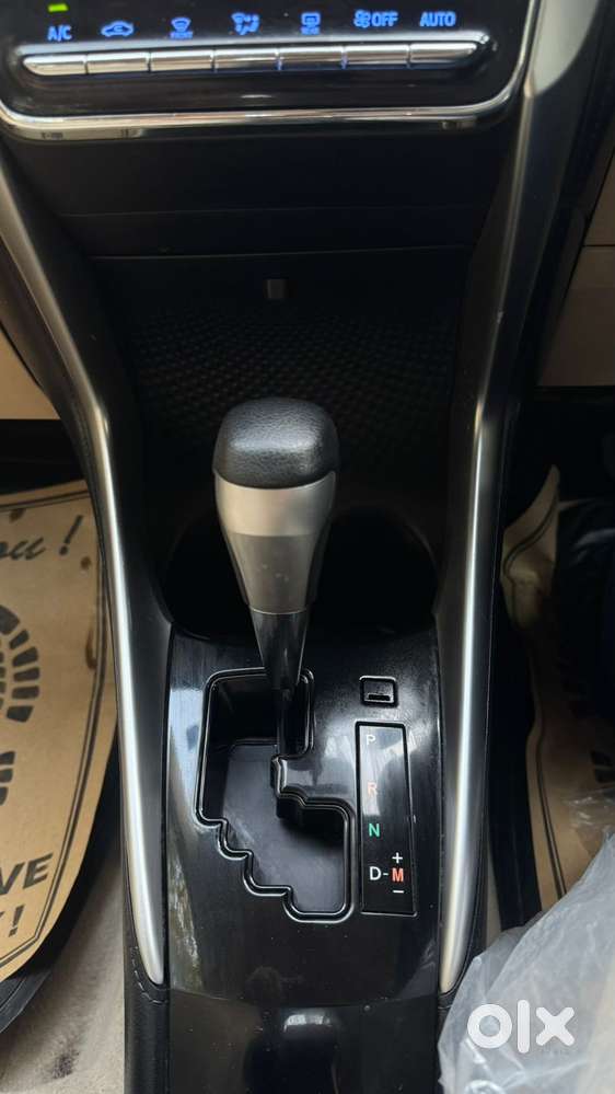 Toyota Yaris G Cvt, 2018, Petrol