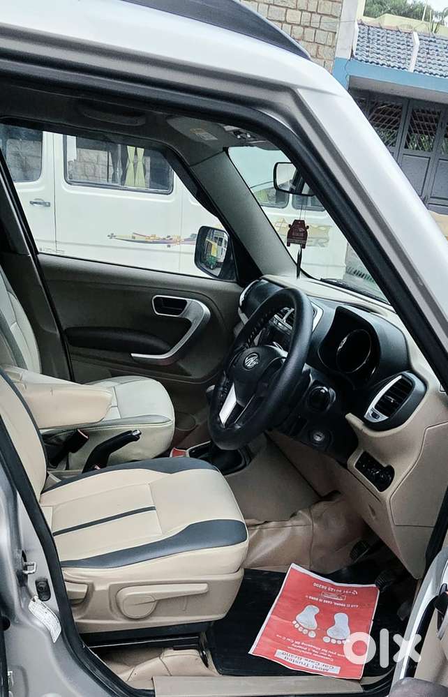 Mahindra Tuv 300 T8, 2015, Diesel