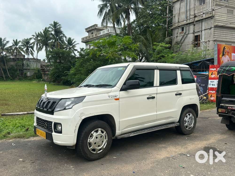 Mahindra Tuv 300 2019 Diesel Well Maintained