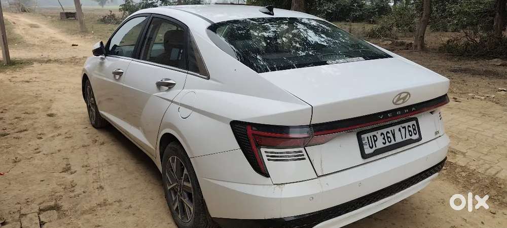Hyundai Verna 1.5 Petrol 2024