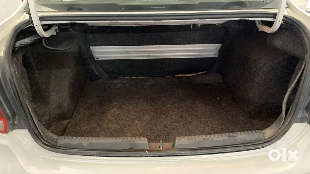 Volkswagen Vento 2010-2013 Petrol Highline At, 2016, Petrol