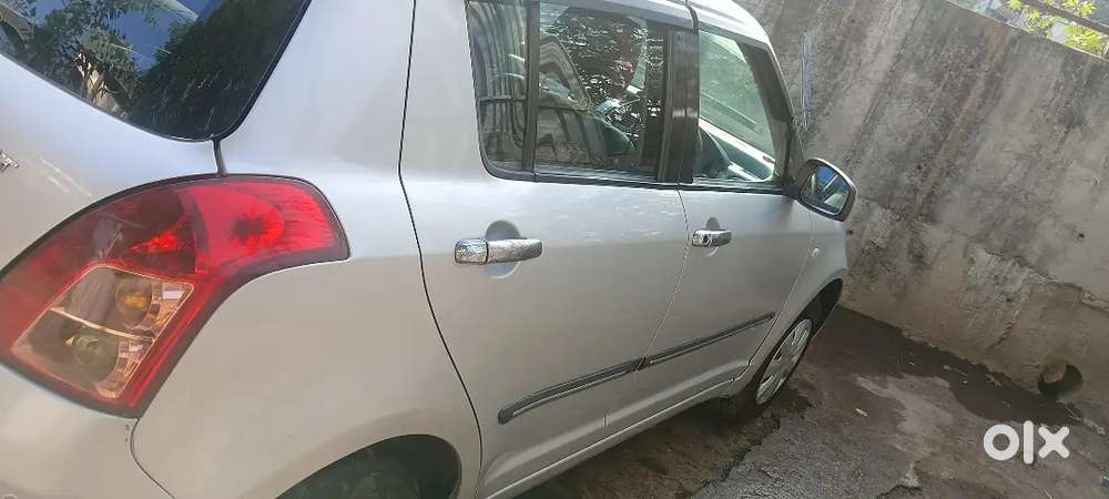 Maruti Suzuki Swift 2011