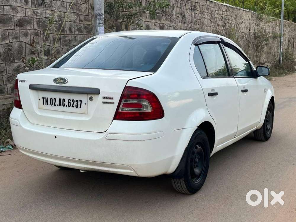 Ford Fiesta 1.5 Tdci Ambiente, 2010, Diesel