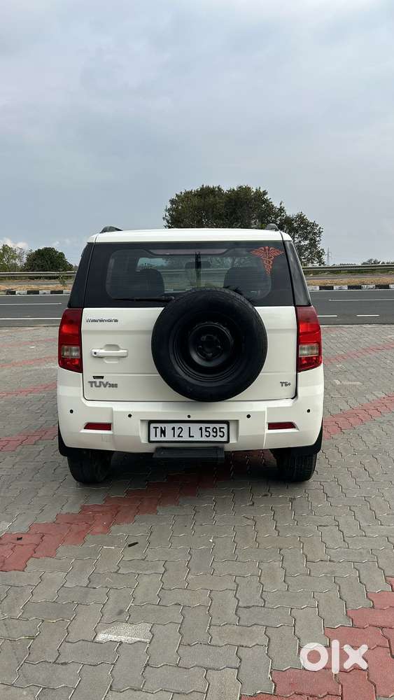 Mahindra Tuv 300