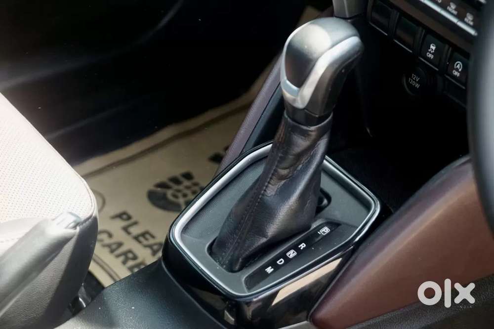 Maruti Suzuki Grand Vitara 1.5 Alpha Smart Hybrid At, 2024, Petrol