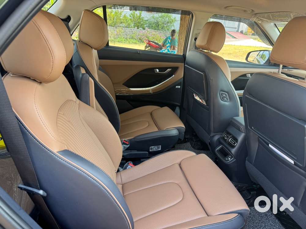 Hyundai Alcazar 2025 Petrol 7000 Km Driven