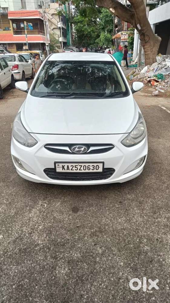 Hyundai Verna Fluidic 1.6 Crdi Sx, 2011, Diesel