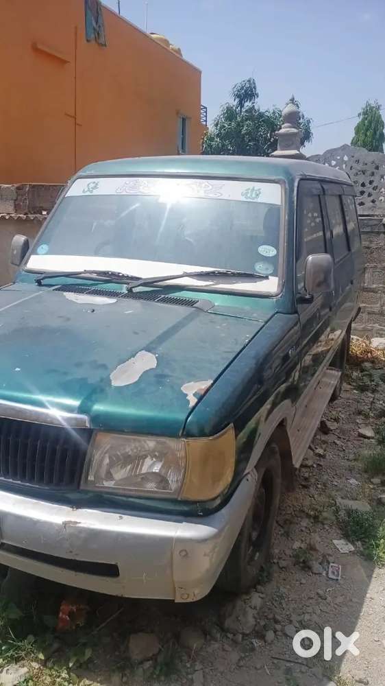 Toyota Qualis 2000 Diesel 99999 Km Driven