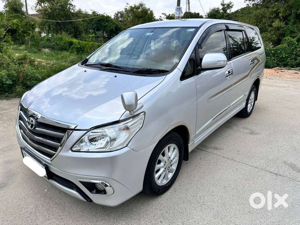 Toyota Innova 2.5 Vx 8 Str Bs-iii, 2014, Diesel