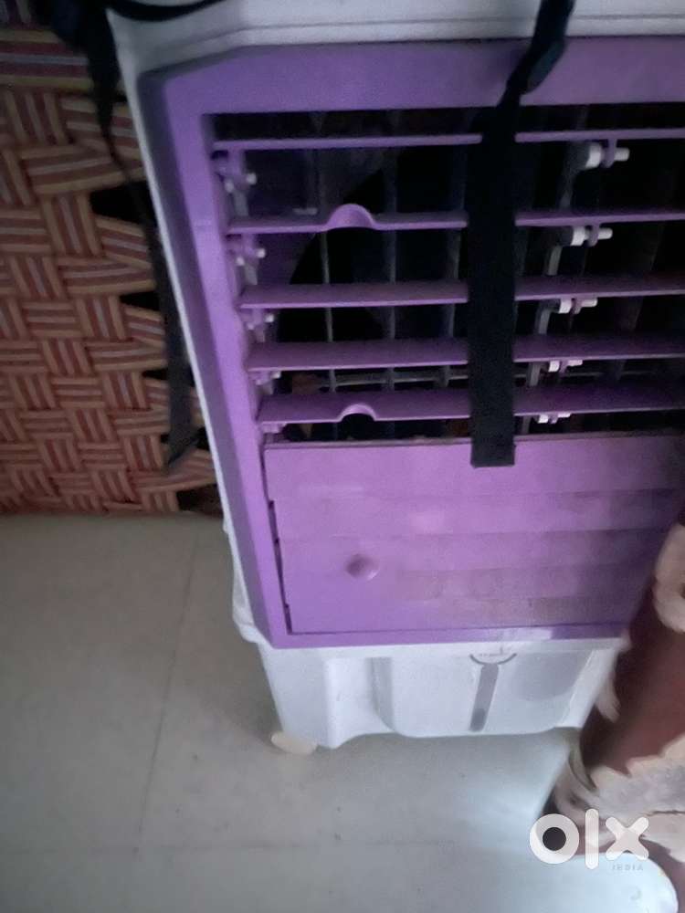 Cooler price 2500