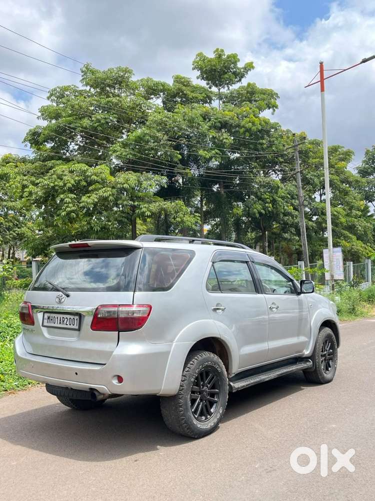 Toyota Fortuner [ ] 3.0 4x4 Mt, 2010, Diesel