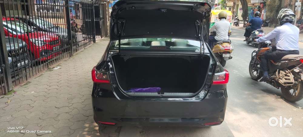 Honda Amaze Zx 1.2 Petrol Mt, 2025, Petrol