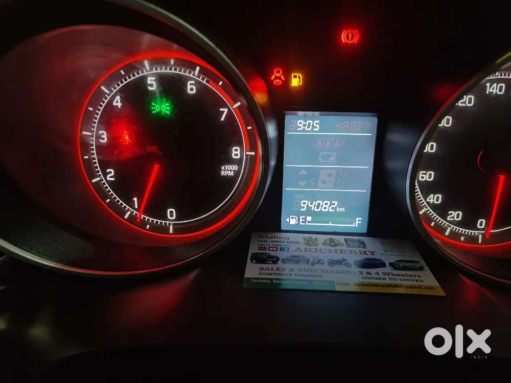 Maruti Suzuki Swift 2022 Petrol 94054 Km Driven