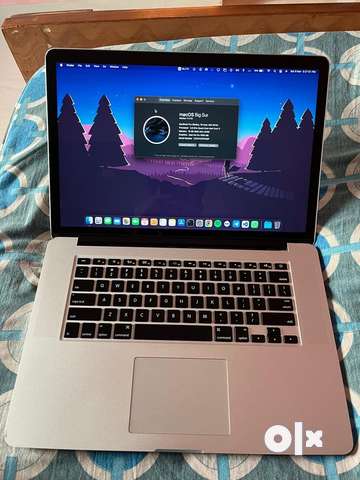 Macbook Pro 15” - core i7 , Dual Graphics - ( Mac Os + windows Os