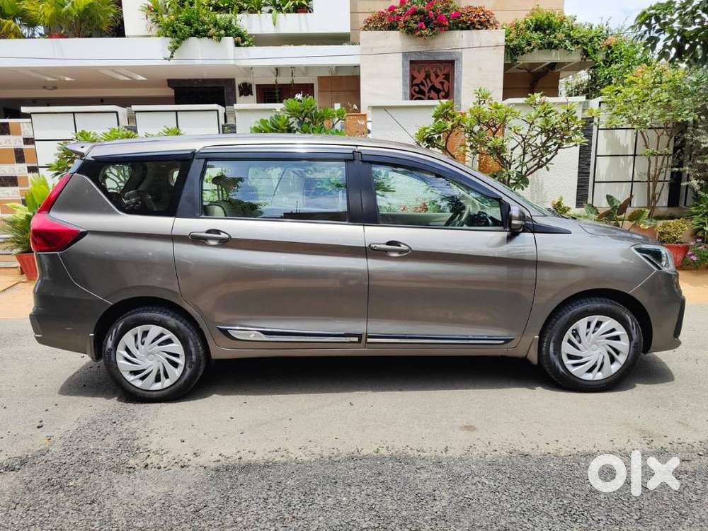 Maruti Suzuki Ertiga Vxi At Petrol, 2020, Petrol