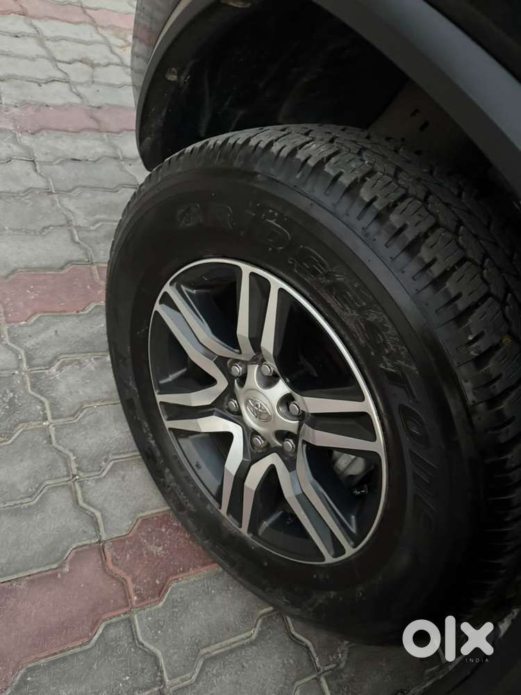 Toyota Fortuner 4x2 At 2.7 Petrol, 2026, Petrol