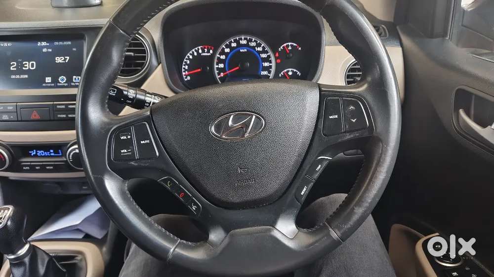 Grand I10 Asta 1.2 Bsiv (fiery Red)