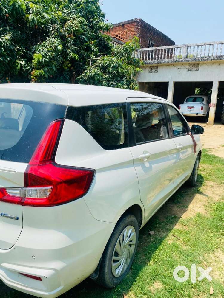 Maruti Suzuki Ertiga 2024 Petrol Well Maintained