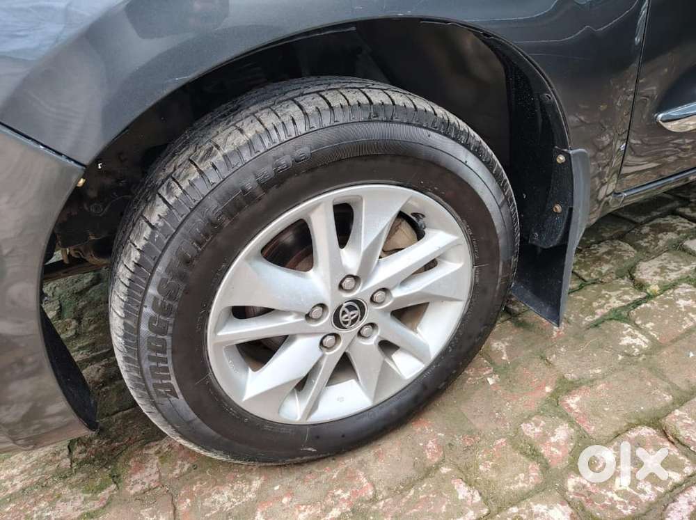 Toyota Innova Crysta 2018 Diesel Manual