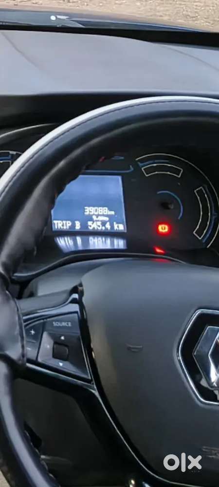 Renault Triber Rxt 2023 Petrol