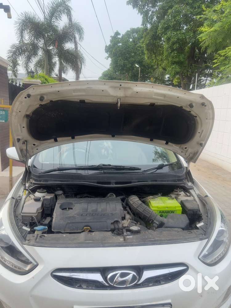 Hyundai Fluidic Verna 2014