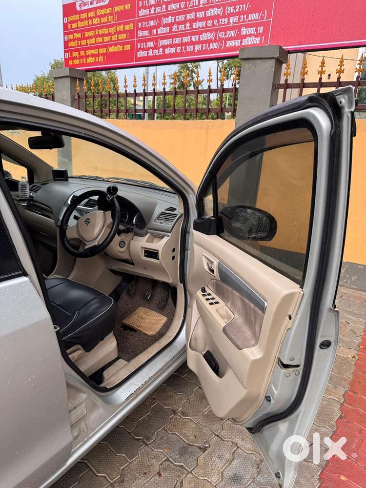 2013 Ertiga Vdi Diesel  Excellent Condition  Police Officer Car