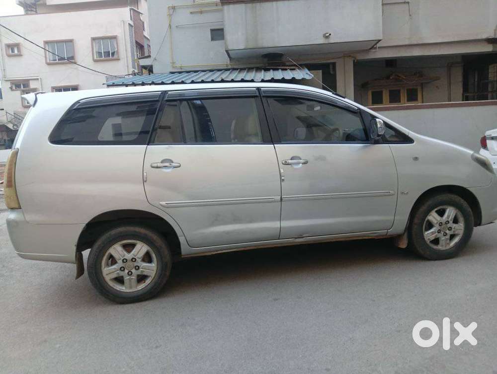 Toyota Innova 2.5 V 7 Str, 2005, Diesel