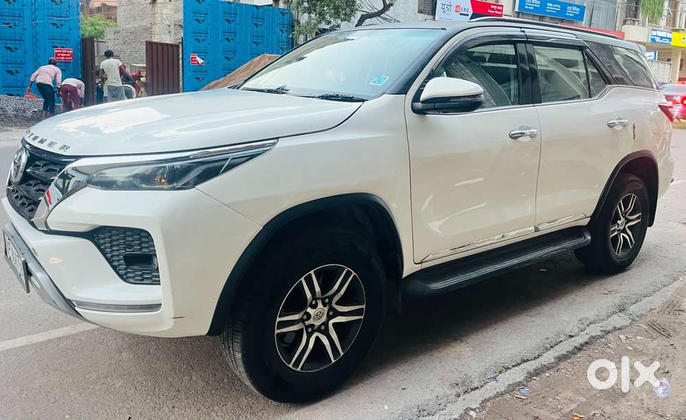 Toyota Fortuner 4x2 At 2.8 Diesel, 2021, Diesel