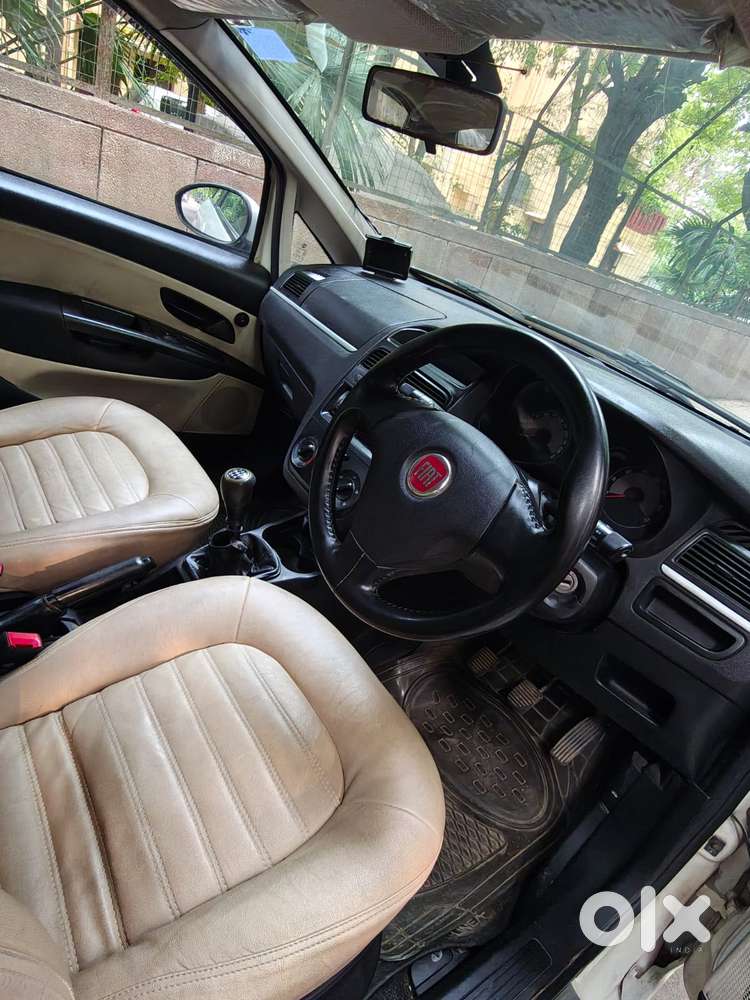 Fiat Linea 1.4 Active Fire, 2015, Petrol