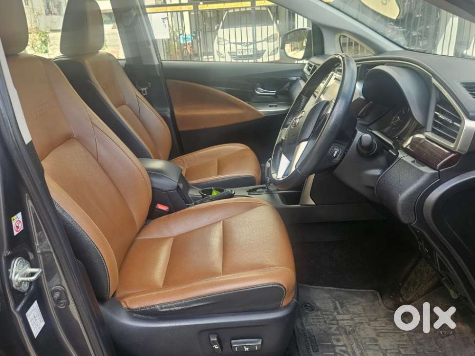 Toyota Innova Crysta 2.4zx Automatic, 2020, Diesel