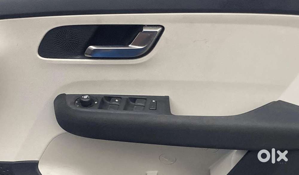 Tata Altroz Xz, 2022, Petrol